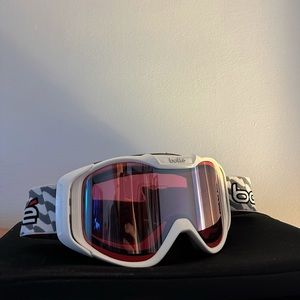 Bollè snowboarding/ski goggles